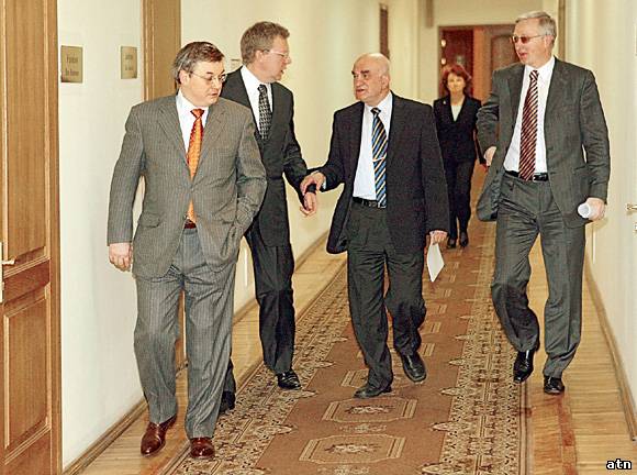 либералы окажутся на «каникулах в Мексике». Вслед за Троцким