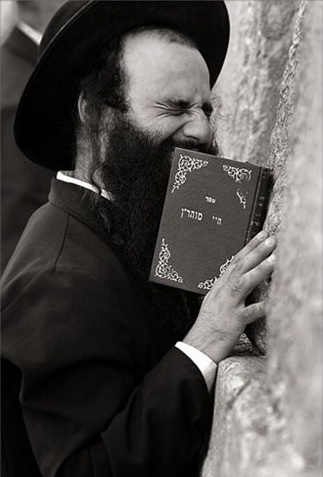 Почему я не верю в холокост