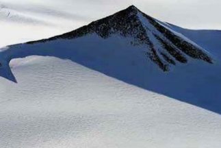 Пирамиды и ядерные взрывы в Антарктиде