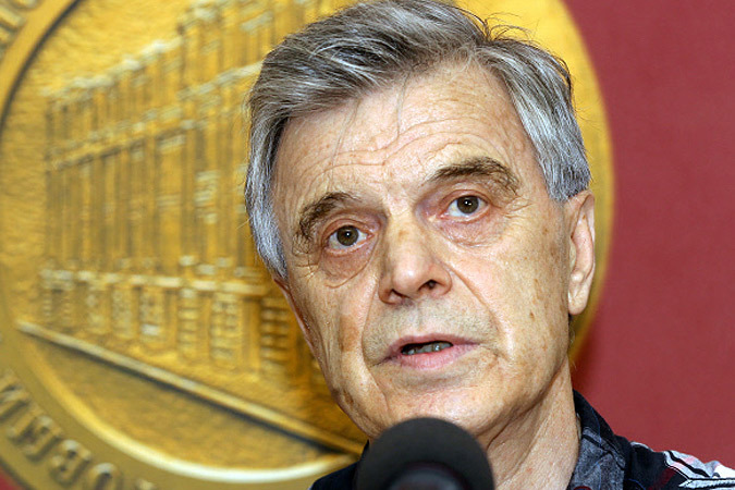 В нашей стране не должно быть ни одного миллиардера. Если миллиардер - значит вор. Это аксиома