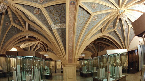 Грановидная палата изнутри