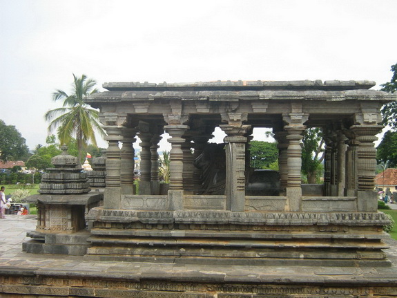 Комплекс Шраванабелагола